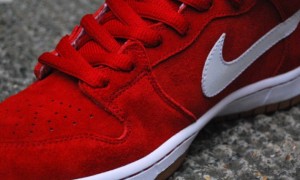 Dunk-SB-Mid-Red-White-Gum-4-570x380