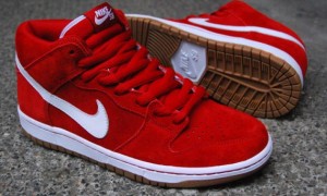 Dunk-SB-Mid-Red-White-Gum-570x380