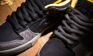 nike-sb-dunk-yellow-curb-sneakers-4